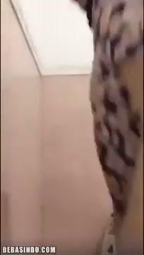 Bokep Indo Perawat Berhijab Telanjang Plus Ngentod hijab jilbab masker kacamata menari tarian ngewe desah stw – BOKEPSIN