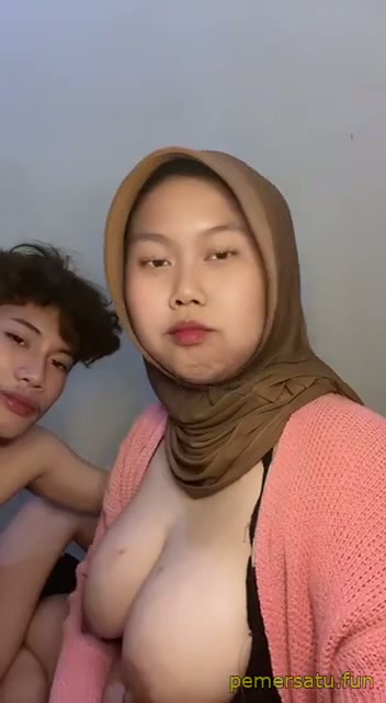 Tante Anggi sma Cwok SMK.mp4