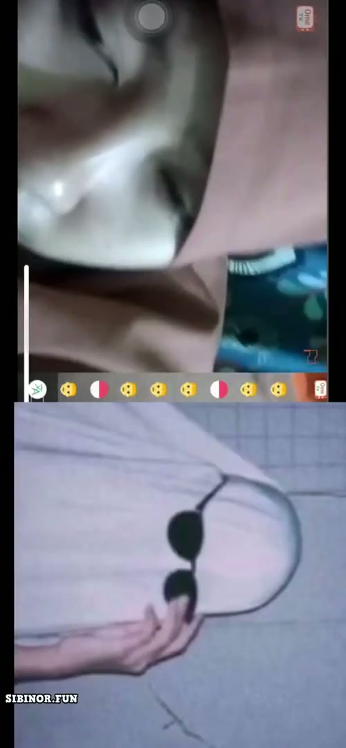 Ome_Tv_Hijab_Binal_Pamer_Nenen_Mulus_Gede.mp4