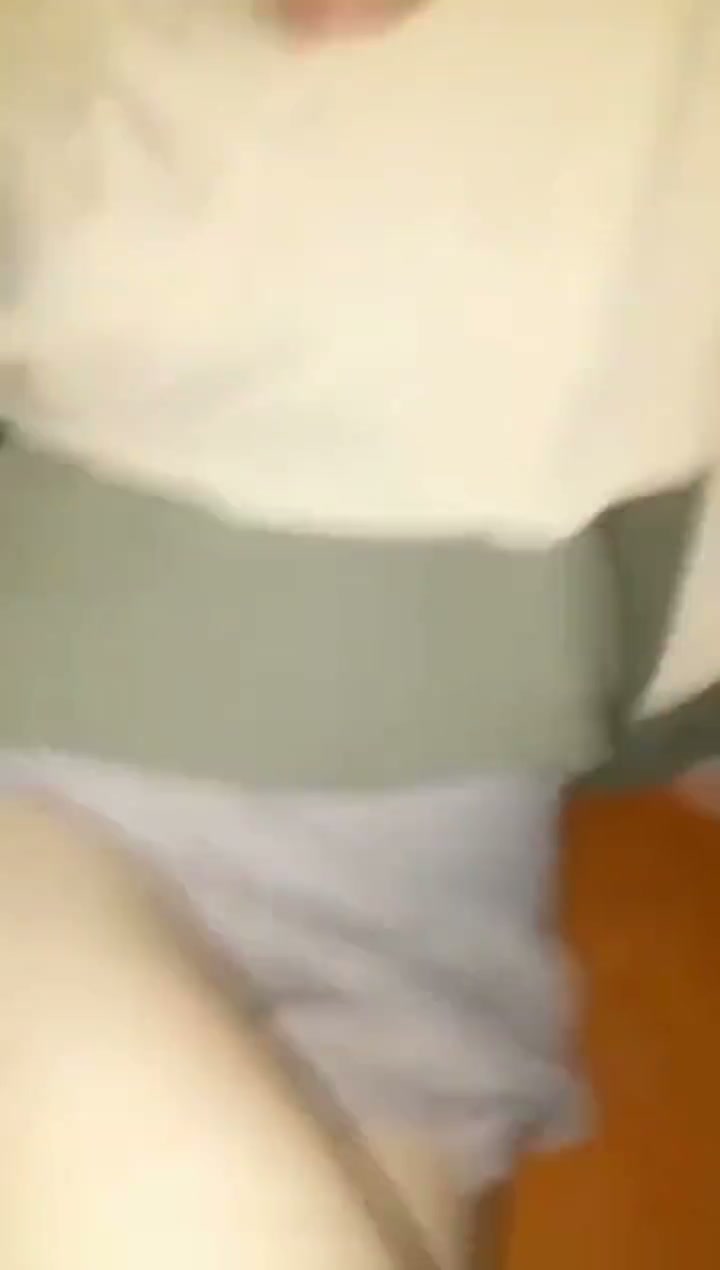 Jilbab putih nangis di entot om hijab