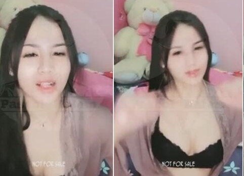 Laura Mahasiswi Cantik Yang Remas Toketnya