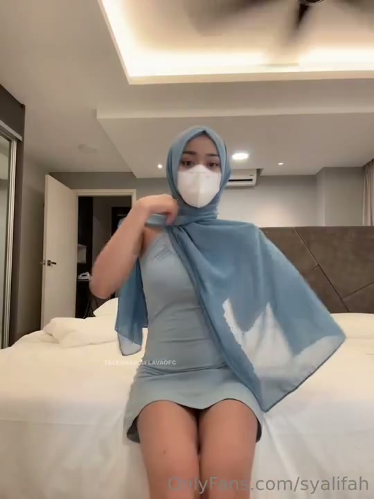 Tiktokers Syalifah Hijabers Omek Ngangkang Bikin Becek Viral.mp4 – PoopHD.mp4