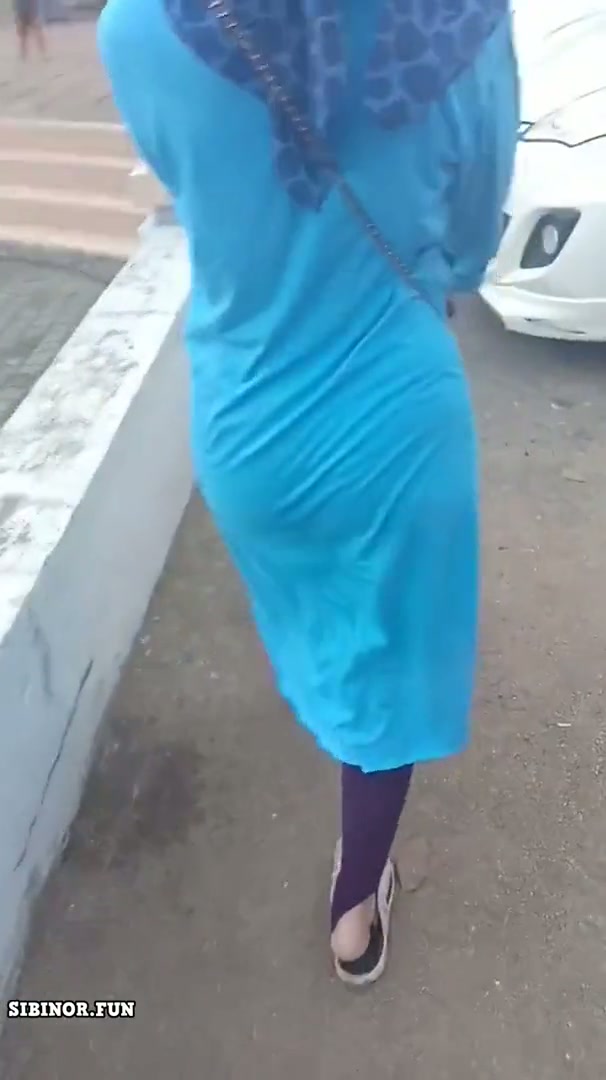 Skandal Mamah Muda Hijabers yg Viral Putih Mulus Crotin.mp4