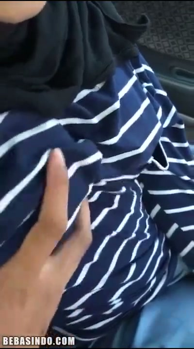 – Bokep Indo Ukhti Shalisya Main Dimobil Full Video