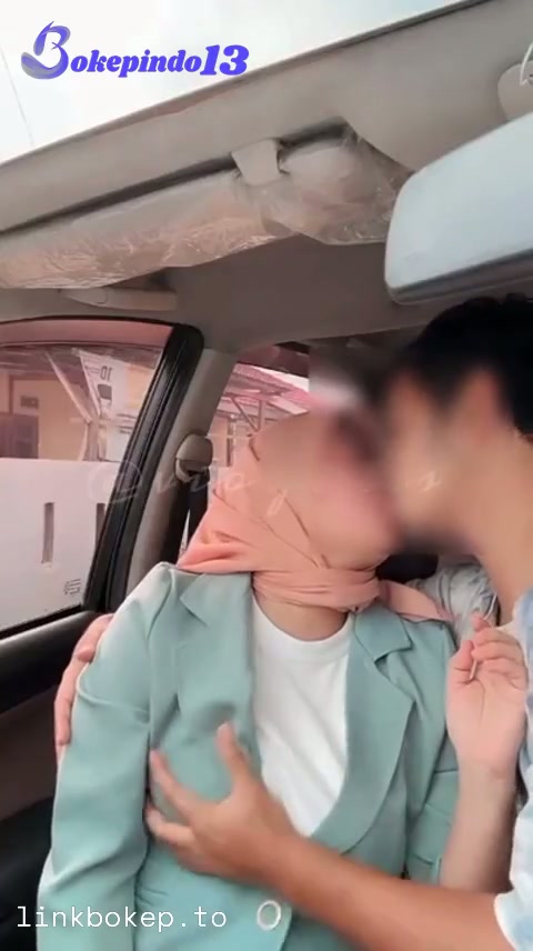Hijab Di Mobil Full Durasi – DoodStream