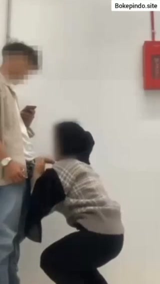 Bokep Indo Cewe Hijab Udah Ga Tahan Ngewe Di Outdoor – DoodStream – DoodStream