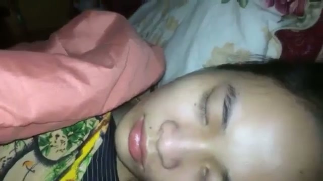 sepupu lagi tidur di masukin – PoopHD.mp4